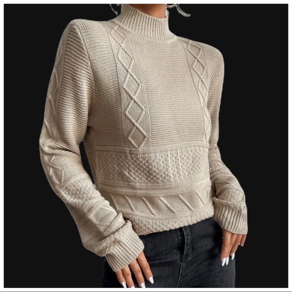 🛍 The Myeko Crew Neck Scarf Sweater - Picture 5 of 9